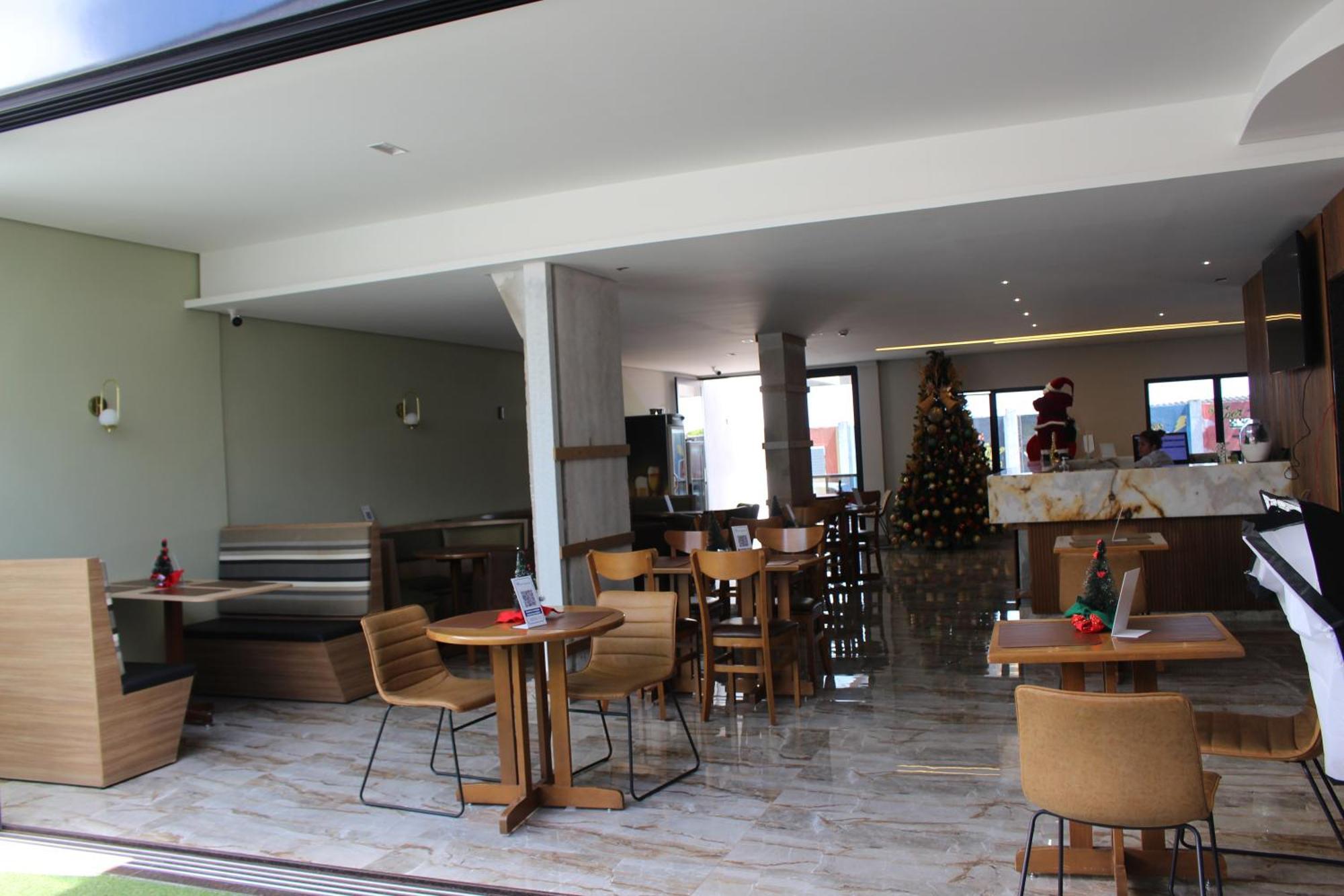 Hotel Optimum Plaza 3*